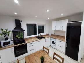 Lemon Apartment